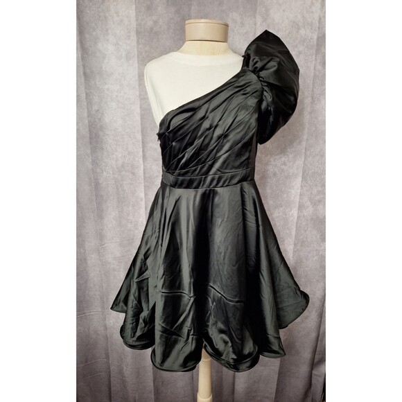 NEW Ryu One Shoulder Cocktail Dress Sz L Puff Sleeve A-Line Fairy Party Holiday - Picture 1 of 14